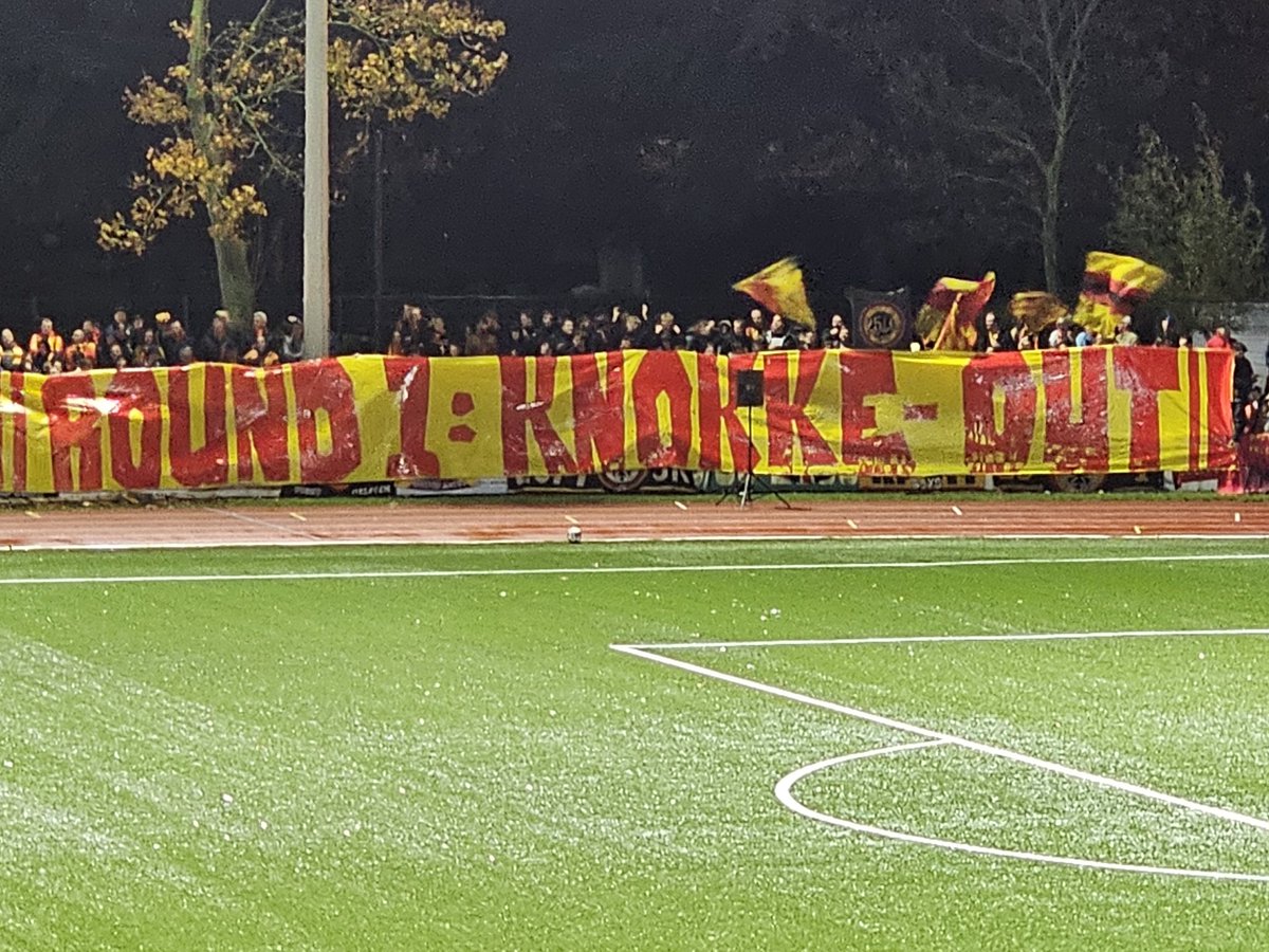 bjornvanwin's tweet photo. En plots gaat je foto viraal. Proficiat aan de persoon die de foto vakkundig heeft aangepast. Volgens mij was 't een Racinger 🤣. Onthoud vooral: hoogmoed komt voor de val #humoropznmechels #kvmechelen https://t.co/IzQqQGOjES
