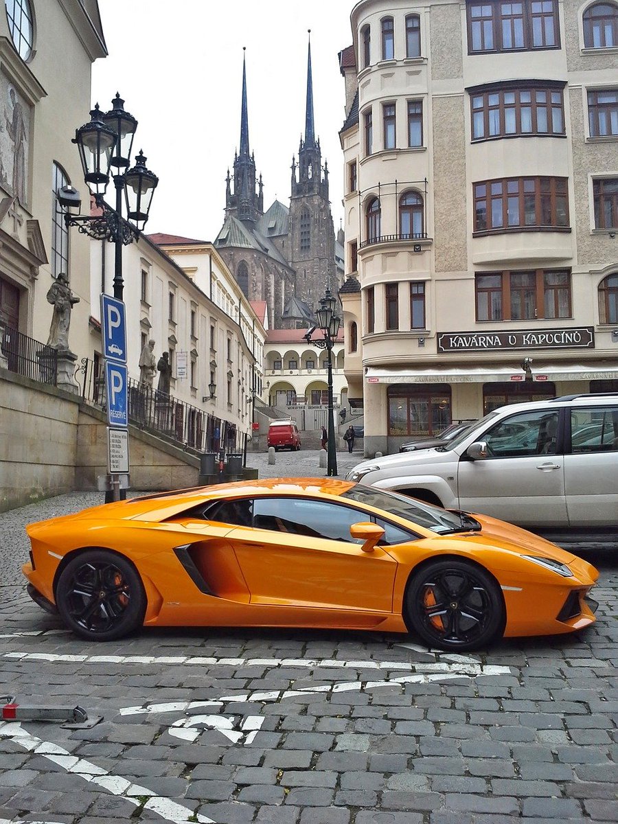 AugustaThu18713's tweet photo. My true dream, and you?
#superCars #lamborghini https://t.co/zGjs8mlmPX