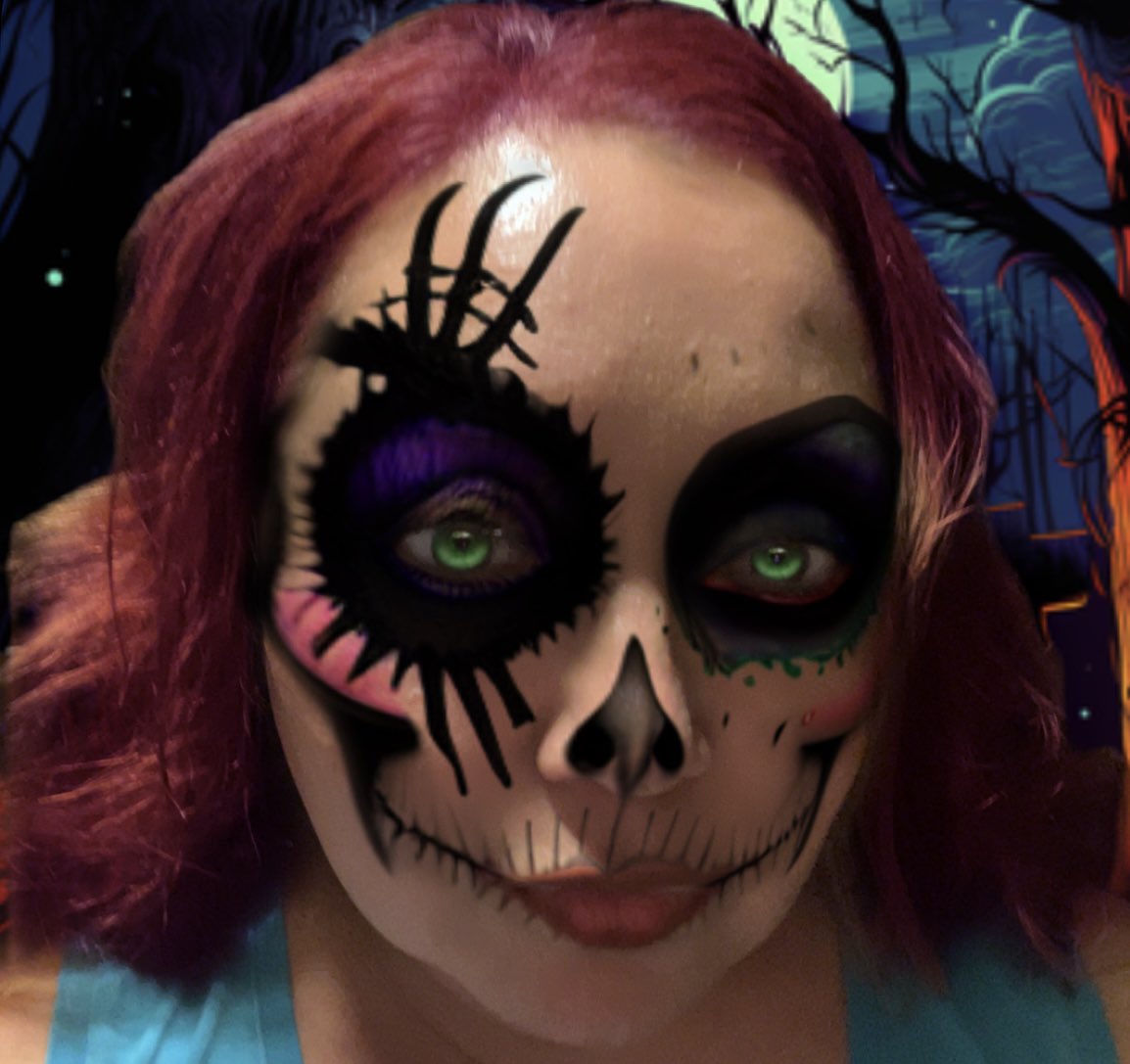 ChelyDcalexico's tweet photo. #happyhalloween2023 #happyhalloween #mexicali  #custume https://t.co/KcWWxVTjIJ