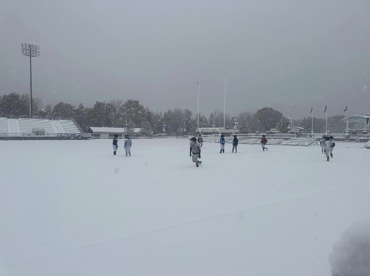 #DTW Practice today!❄️🏈⚓️