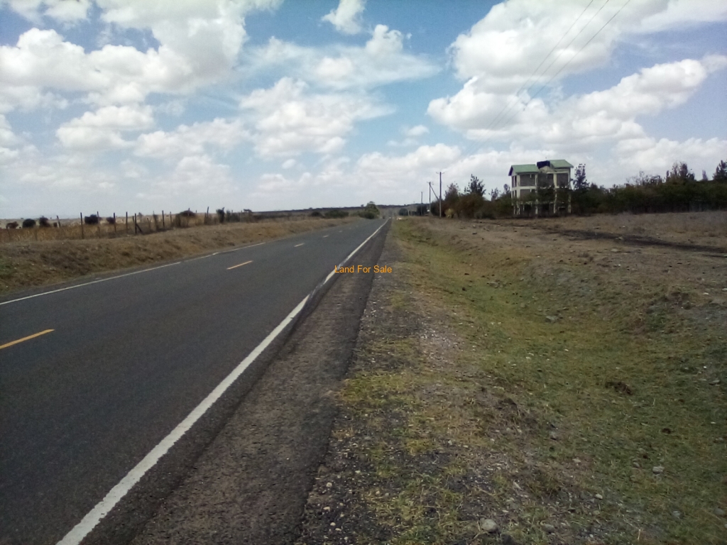 SimkarGroup's tweet image. 10-Acres of Land For Sale in Olooloitish - Kiserian - Isinya Rd

Please see more details on our website using the link below: bit.ly/47VwFxQ

Call us at 0728 990415 and or +254 773 587 407

#propertiesinkiserian 
#Propertiesforsale