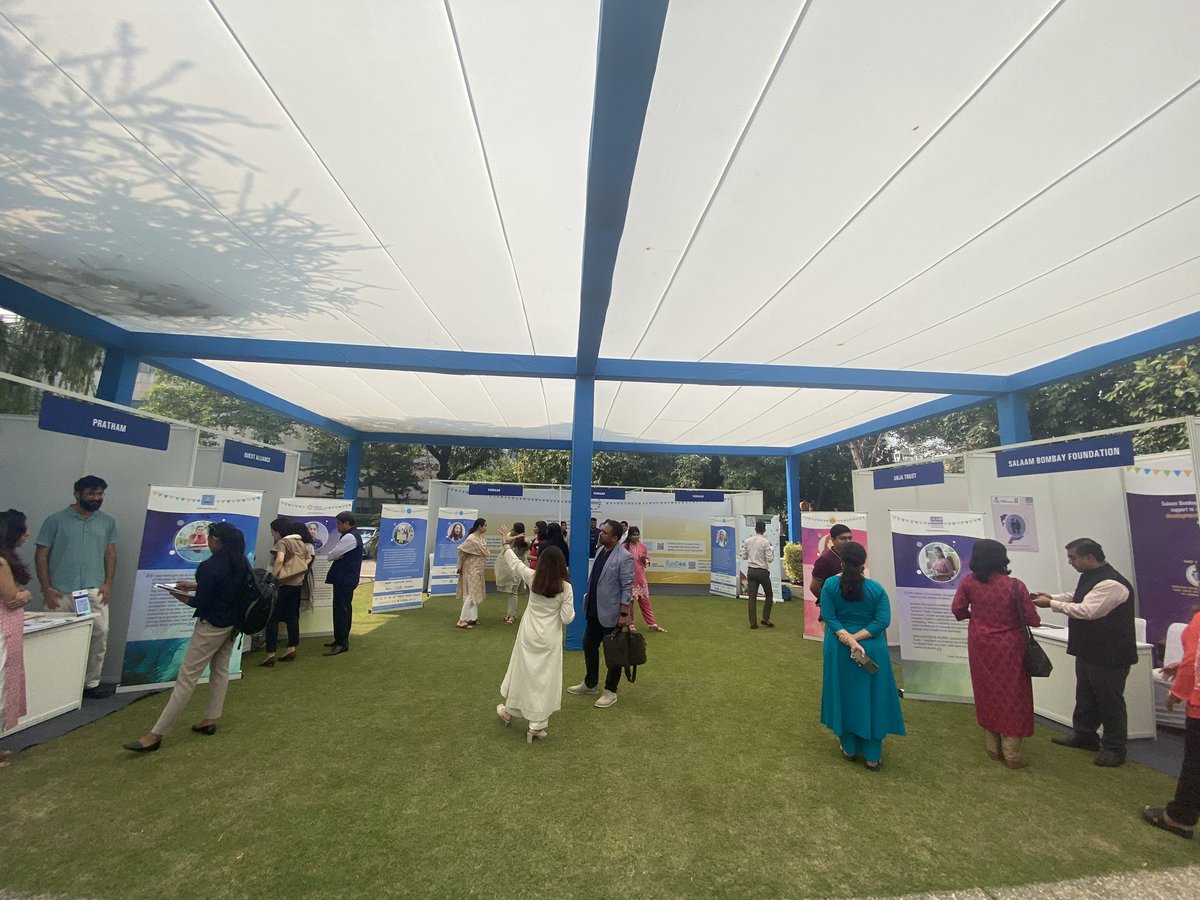 goshi991's tweet photo. UNICEF YuWaah's Solution Partners showcasing their remarkable solutions on YuWaah Day! 🌟 #YuWaahDay #UNICEF #YouthEmpowerment @newconceptcdc @UNICEFIndia @YuWaahIndia https://t.co/MlL761VAXq