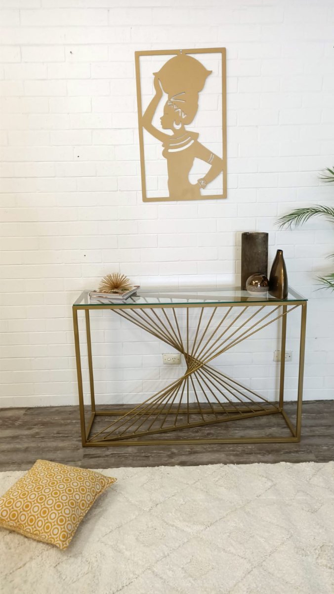 AMCFOZ's tweet photo. Check out Jayru Home Bespoke at #AMCFOZ They offer custom steel fabricated furniture, African Themed artwork, shoe racks & many home décor products. Owner Ruth Chimombe helps other migrants preserve their culture tradition & heritage through offering African Themed Wall Art https://t.co/y74oQnI6qk