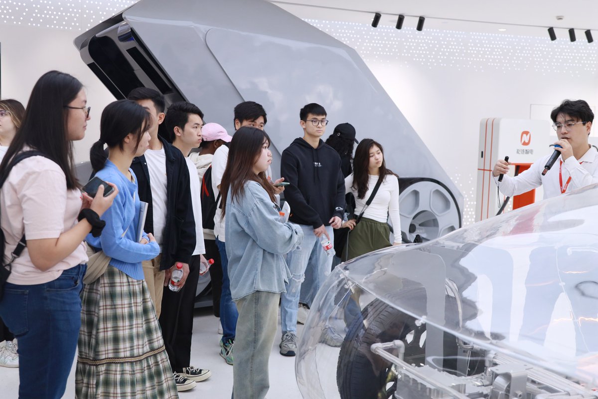 NaaSOfficial_'s tweet photo. Delighted to host students from the International Business School of Beijing Foreign Studies University at NaaS HQ in Anji for #immersionweek. An insightful exchange with these curious minds! Hope we 'charged' your learning journey. ๐๐ก #ibsiw #ibsbfsu #ๅๅคๅฝๅ https://t.co/EKUYCGFyDO