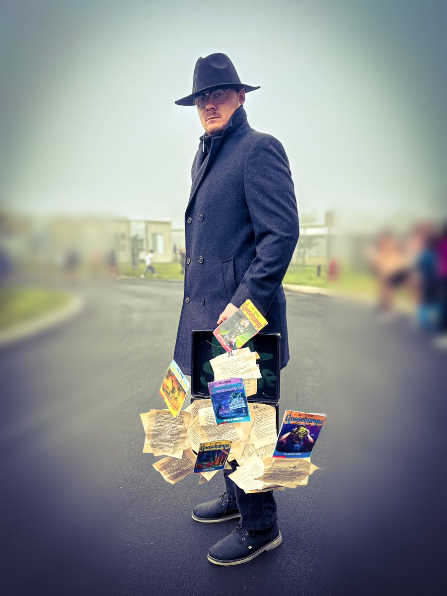 Imposter Cosplay tweet media