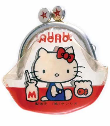 if you’ve ever wondered what the first even hello kitty item was, it was this coin purse from 1975 🫶🏻