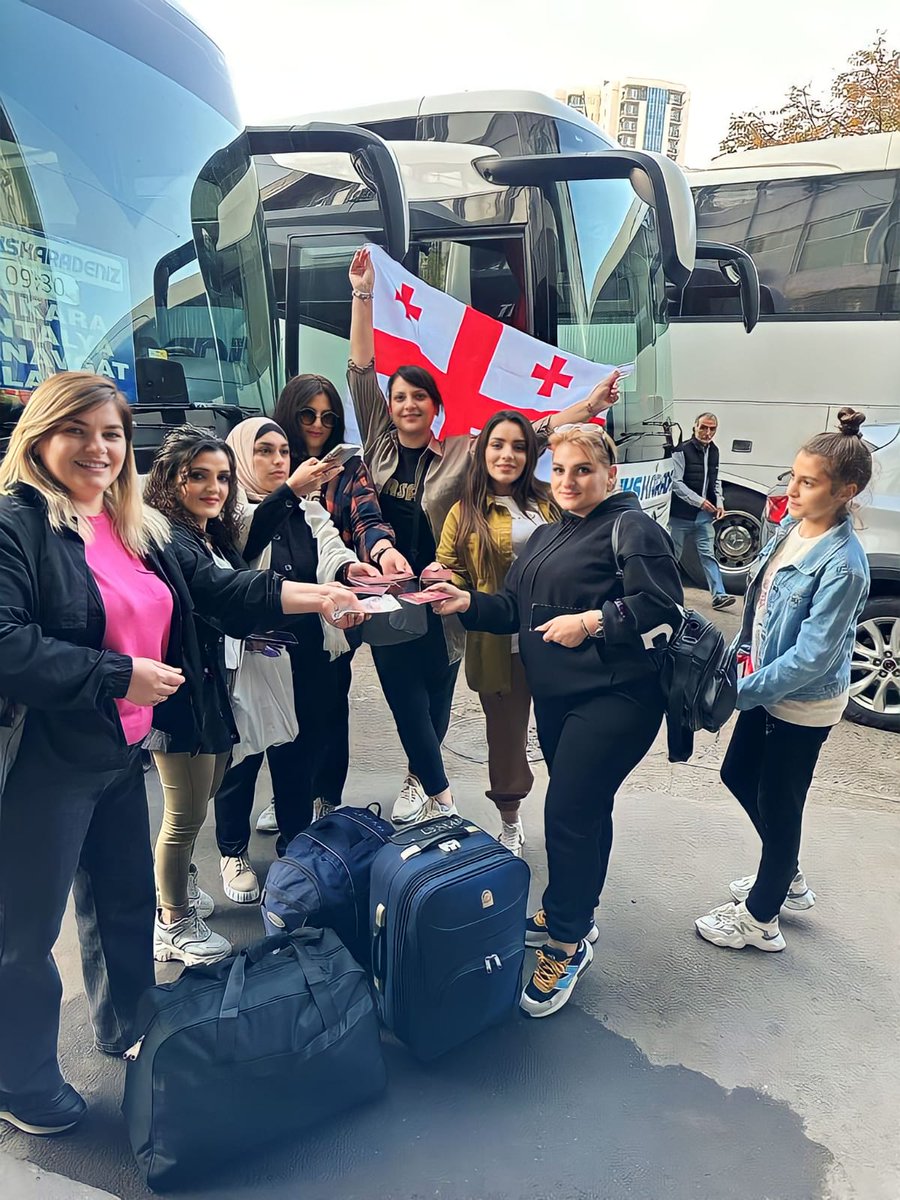 Boyuk seminarmiz ucun yola cixdik ugurlar olsun bize🥰