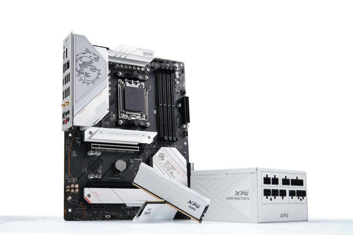XPG_Global's tweet photo. Introducing the CORE REACTOR II White Edition!🦄

Featuring a stunning line carve design that adds a touch of elegance to your setup; with 80 PLUS GOLD and CYBENETICS PLATINUM certifications, it ensures efficiency, reliability, and style.
#XPG #COREREACTORII #WhitePC https://t.co/egMwLpiQ1Z