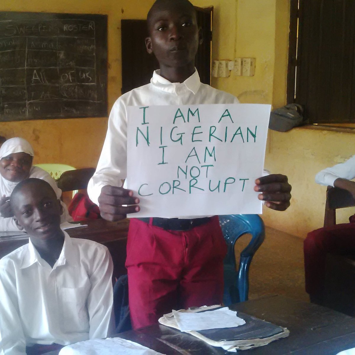 fidvaoffice's tweet photo. At FidVA, we are committed to promoting public integrity and zero tolerance for corruption in Nigeria by providing education, advocacy and transparency initiatives, as well as encouraging purposeful leadership. https://t.co/JDWF9axQ9X