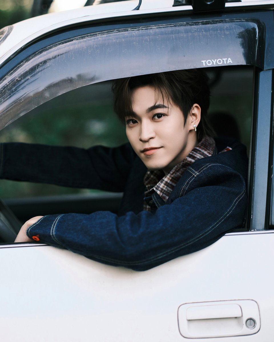 WeTVOfficial's tweet photo. Would you like to go for a drive with #Santa😆

Check his work on #WeTV👉https://t.co/zIja6twted

#赞多 #サンタ #CRUSHOVER2023 #我可以47 #CHUANG2021 #创造营2021 #WeTV #WeTVAlwaysMore https://t.co/0Hd5WTpSyB
