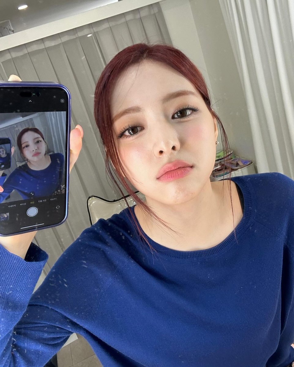 ️️ ️
─ Message to Persepupuan.

: Foto terupdate
: Walaupun udah ganti bulan
: Isokaaayy
: > Photo
️️ ️