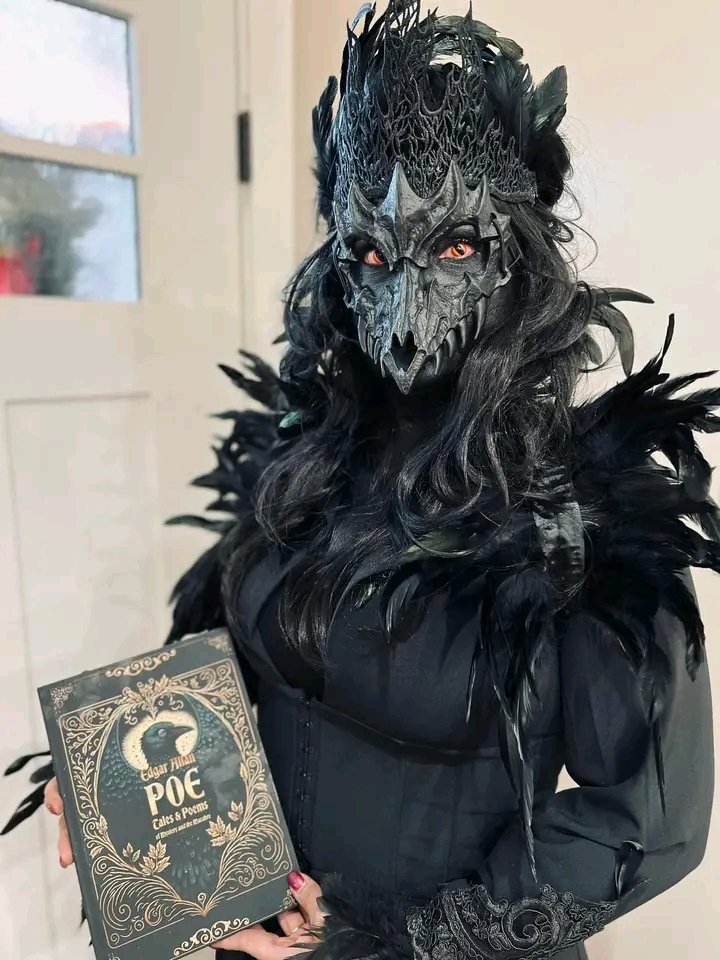 Jomais3's tweet photo. I guess a RAVEN won't be bad for this spooky #Halloween contest
Y'all should check this out
@TheDAOLabs #DAOVER https://t.co/OpxBQyyLQP