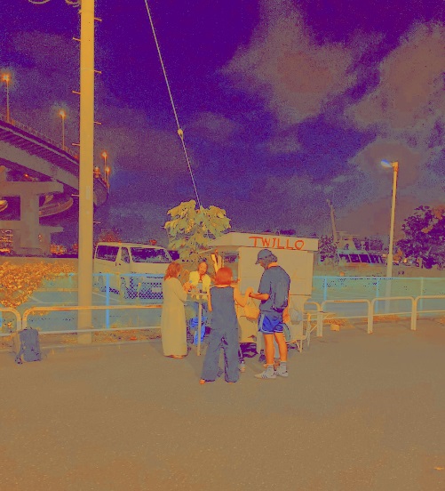 twillooi's tweet photo. #撮影 #photography #グルメ #スポット #美術 #art #バー #bar #JAPAN #バカラ #葉巻 #cigar #酒 #sake #夜景

バカラグラスでお酒を楽しむ伝説の白い屋台店主：神条昭太郎さんの #note が始まりました！
https://t.co/KVZX7dnpKk https://t.co/gOrWlw4dIl