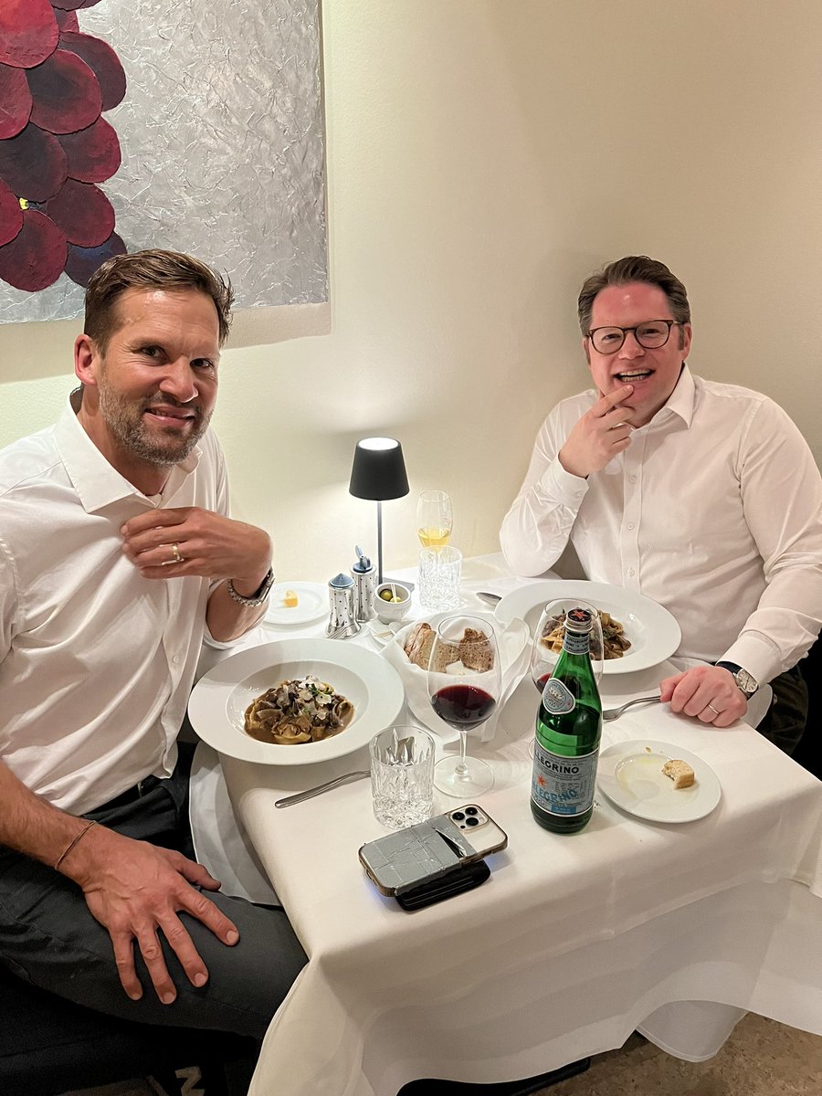 Christian Houbois (@houbi_radiology) on Twitter photo What a fantastic dinner with my old friend and mentor Christoph Herborn in Berlin. It was great seeing you. <a href="/_herborn/">Christoph U. Herborn</a> What a fantastic dinner with my old friend and mentor Christoph Herborn in Berlin. It was great seeing you. <a href="/_herborn/">Christoph U. Herborn</a>