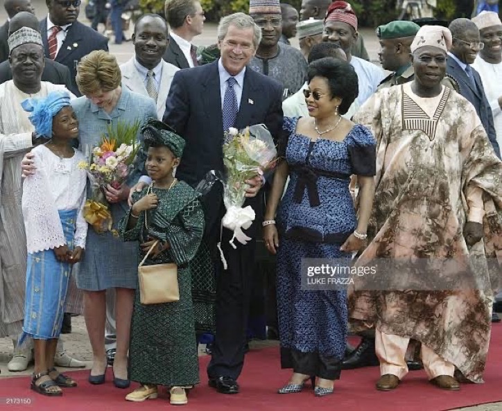 NigeriaStories's tweet photo. The true and Untold Story Of How Stella Obasanjo Nigeria’s 🇳🇬First Lady in 2005 lost her life few weeks before her 60th birthday. 

Open and read 

Retweet to educate someone https://t.co/x4BRB5t436