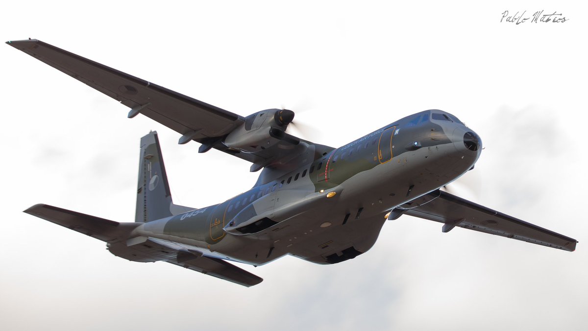 LeonSpotters's tweet photo. Fotografías del ultimo curso del año del programa de transporte aéreo táctico
europeo ETAP-C 23/4, celebrado en el Aeródromo Militar de Ablitas.  @EATC_ Fotografías: @NeiraMateos https://t.co/tetRYgwqcl