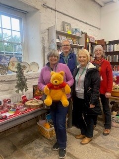 CromfordMills's tweet photo. Autumn clearout ready for Christmas? Donate your preloved items to Arkwright's Attic. All proceeds go back into the conservation work on site and are greatly appreciated! 

Currently not taking magazines, clothing or electronics. Thank you. https://t.co/UhcEzxANpp