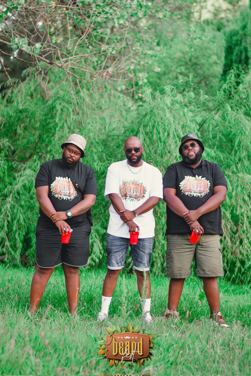 TechniQue12's tweet photo. The #BeardGang

See y'all at the dopest #DayVibesTseMnate in the hood! #BeardFest @demnwikgaile @Bogo_Molelekoa @TMak_06 @Obienyc @Trevi_Trey @ItsAlma_T @ItuLerata_ @Iam_AubJl 

https://t.co/Z53fZxTNlK https://t.co/CcCYK23BNO