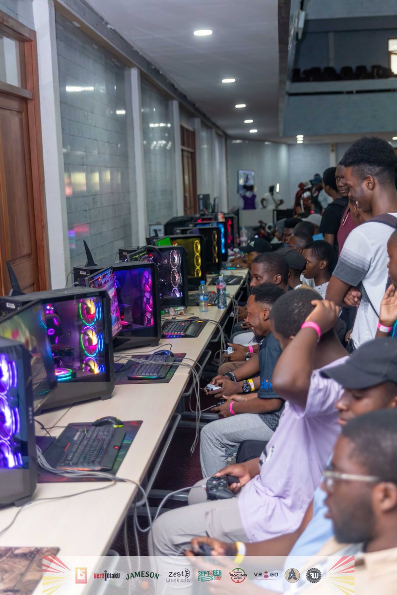 Lscon_'s tweet photo. Recap of the EPIC gaming section at #lscon2023 🎮♥️🏎️
Photos by @Tembro101
#Nerdotaku #lscon2023 #zambiangamers #pcrig #lusakaComicConGamingRecap https://t.co/g0JJXXVbfL