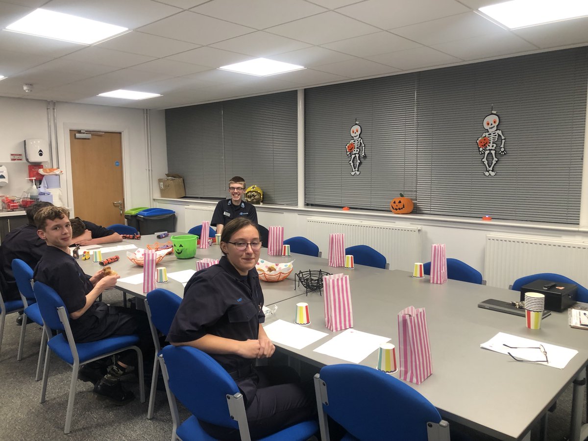 SandbachFS's tweet image. There were spooky goings on at the Station last night for our @CheshFireCadets   @CheshireFire  #Halloween social evening 🎃 Cadets enjoyed games, sweet treats and atmospheric music &amp;amp; lighting 🚒👻