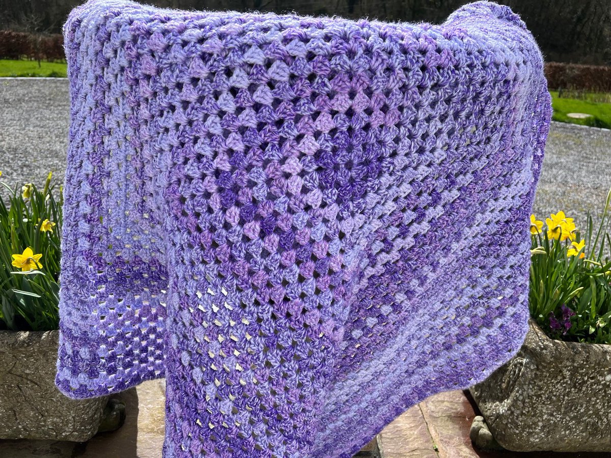 bellasbananas's tweet photo. This lovely mix of #lilac and #mauve yarn is a soft and chunky #crochetthrow #lapblanket #handmadeuk #ooak #christmas #keepwarm #giftideas #birthdaygift #etsyuk #etsyukseller #bellasbananas #bellasbananasblankets https://t.co/L8h2xznQFz