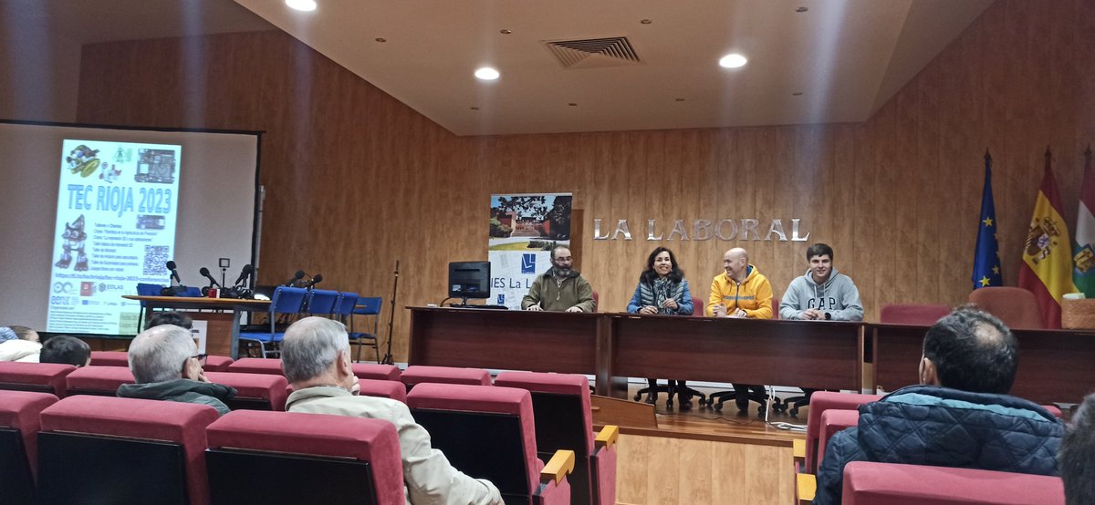 Jorge Benito desde <a href="/IESValleCidacos/">IES Valle del Cidacos</a> nos resume lo visto en #TECRioja2023 con Alpha <a href="/area_urmaker/">Área UR-MAKER</a> <a href="/SPeci_94/">Sergio Peciña</a> <a href="/jecrespom/">Jose Enrique Crespo</a> @igherreros Arturo, <a href="/ceipOBN/">CEIP Obispo Blanco</a> Miguel Ángel, Pablo, Raúl...Y muchos más q estuvieron aportando una sesión TEC impresionante

Te vas a perder el #TECRioja2024?