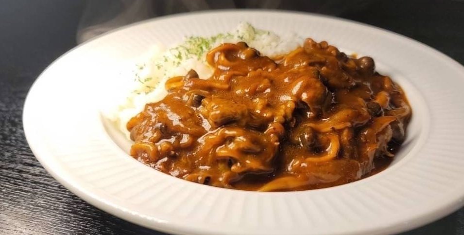ore825's tweet photo. これマジで老舗洋食店の味です

ハインツデミグラスソース缶でつくる最高傑作のハッシュドビーフの作り方

コク出しのチーズが本当に効いてるので騙されたと思って一度作ってほしい お家が洋食屋さんになります。是非

#PR #ハインツ https://t.co/SNkZxYQXmi