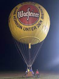 fotzenjuice's tweet photo. warum kein sterni balloon #sterni 😯😯 https://t.co/DgLkIQVPI5