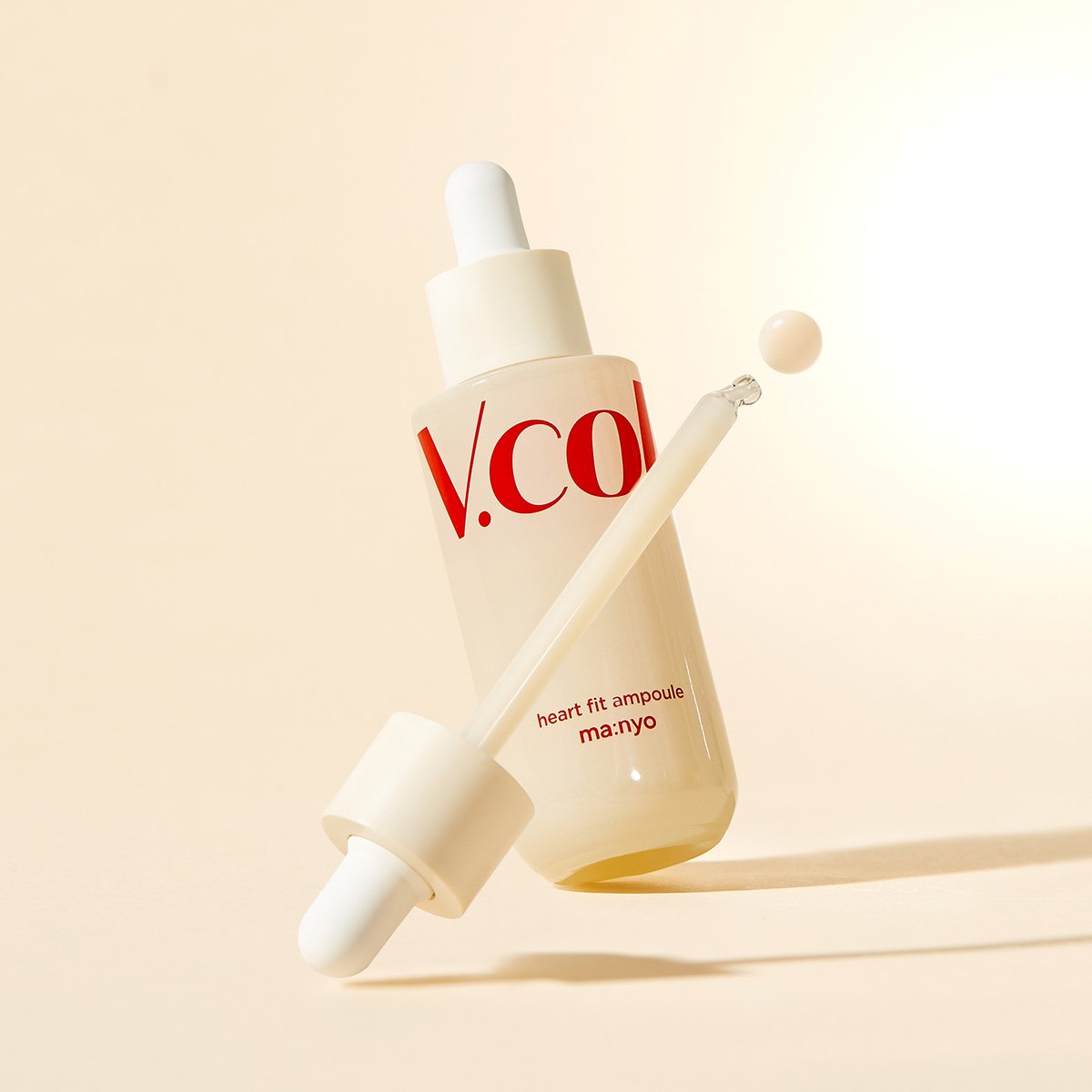 manyo_global's tweet photo. Our formulation of vegan collagen helps restore the skin’s moisture and reduce dry skin-induced fine wrinkles! 🥰💧
#manyo #asyouwish #skinwizard #Vcollagen #Vcollagenampoule #Vcollagencream #Vcollagenmultibalm #veganskincare #vegancollagen #vlifting #collagenampoule https://t.co/RFXpAlwGiR