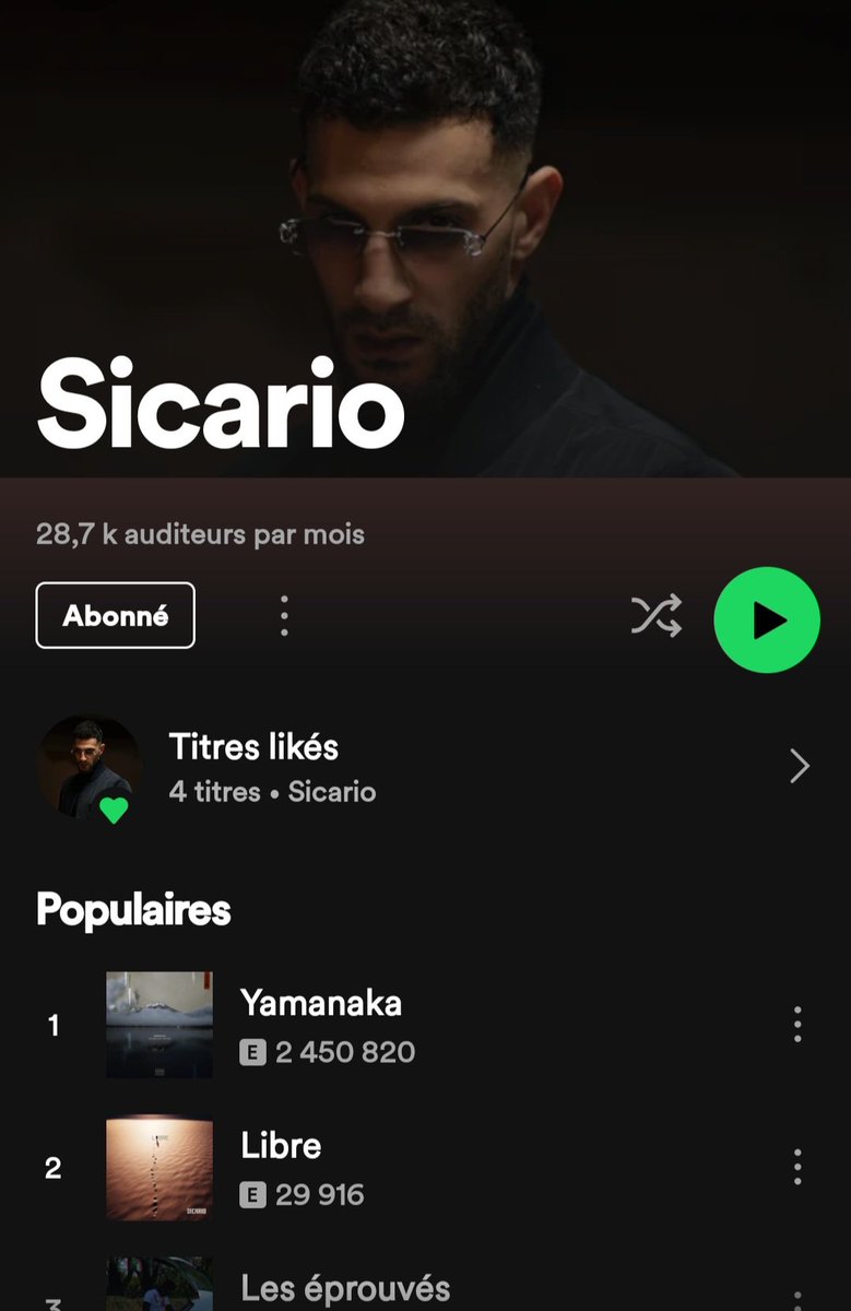 ENOWORLD9's tweet photo. Cet homme sort son album dans 9 jours donc faut faire la propagande les ratpis 🏴‍☠️ #silence10novembre https://t.co/CYtjyjzS5Y