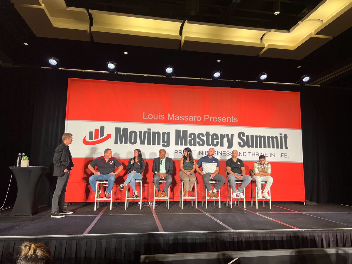 _firehousemover's tweet photo. Firehouse Movers getting the latest and greatest mentoring in the moving and storage industry! Thank you Louis Massaro for continuing to push and mentor us to new levels! #BlessedAndGrateful #GodBless #mover #franchise #firefighter #Moving #realtor #realtors https://t.co/jXoEZaA64E