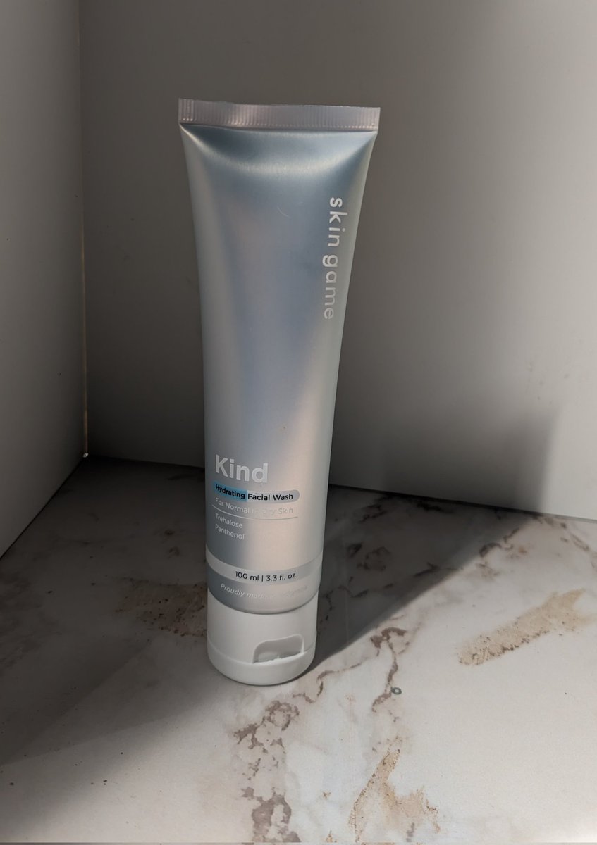 rurulistyana's tweet photo. sempet keinget ga kalau sosmednya skingame kemarin sempet kosong ? eh ternyata comeback dengan packaging dan formula yang baru
#SkinGameNextLevel #racuninskincare #reviewruru https://t.co/3DXnvpeSfh
