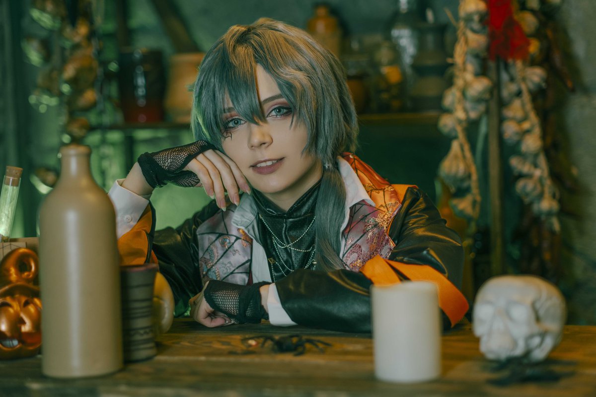🕸️°☆~Niki Shiina~☆°🕸️
🕷️🕸️🕷️
Happy Halloween!!
🕷️
#crazyb #enstars #ensemblestars #nikishiina #cosplay