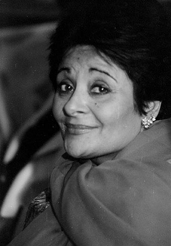 VictoriadelosÁngeles tweet media