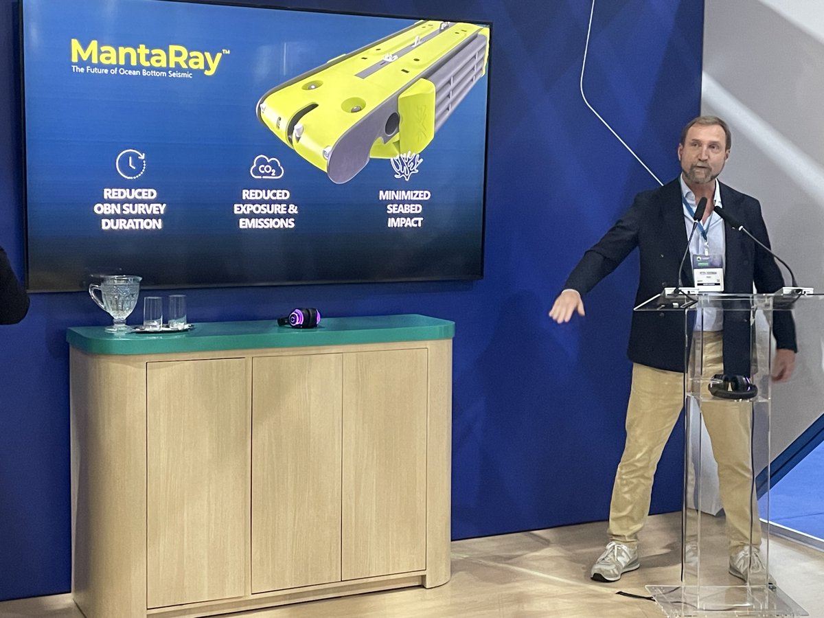 thepxgeo's tweet photo. We're proud to announce we've been awarded the "Best Supplier In Seismic Award" from Petrobras. The Award was presented during a ceremony at the OTC event on Oct. 25. PXGEO receives this award for its continued commitment to delivering excellence and offering innovative solutions https://t.co/0SGefbIyRQ