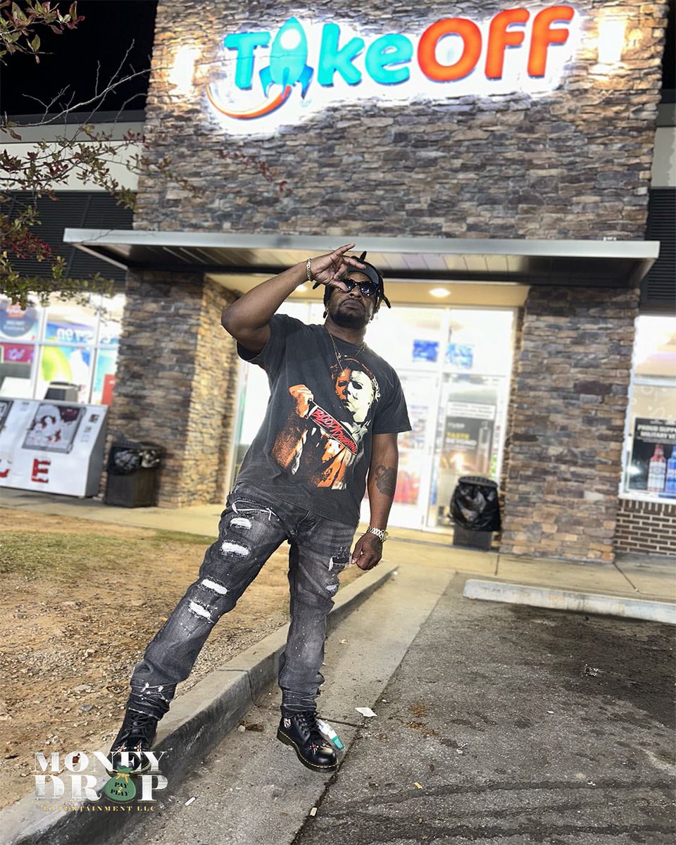 TheBigPayBach's tweet photo. Long Live The Rocket Foreal
#LongLiveTakeoff 🚀
#LongLiveTheRocket ♾️
#LLTakeoff #Migos
#MoneyDrop 〽️
#MoneyDropEnt 💰 https://t.co/rCdsz2WxGz