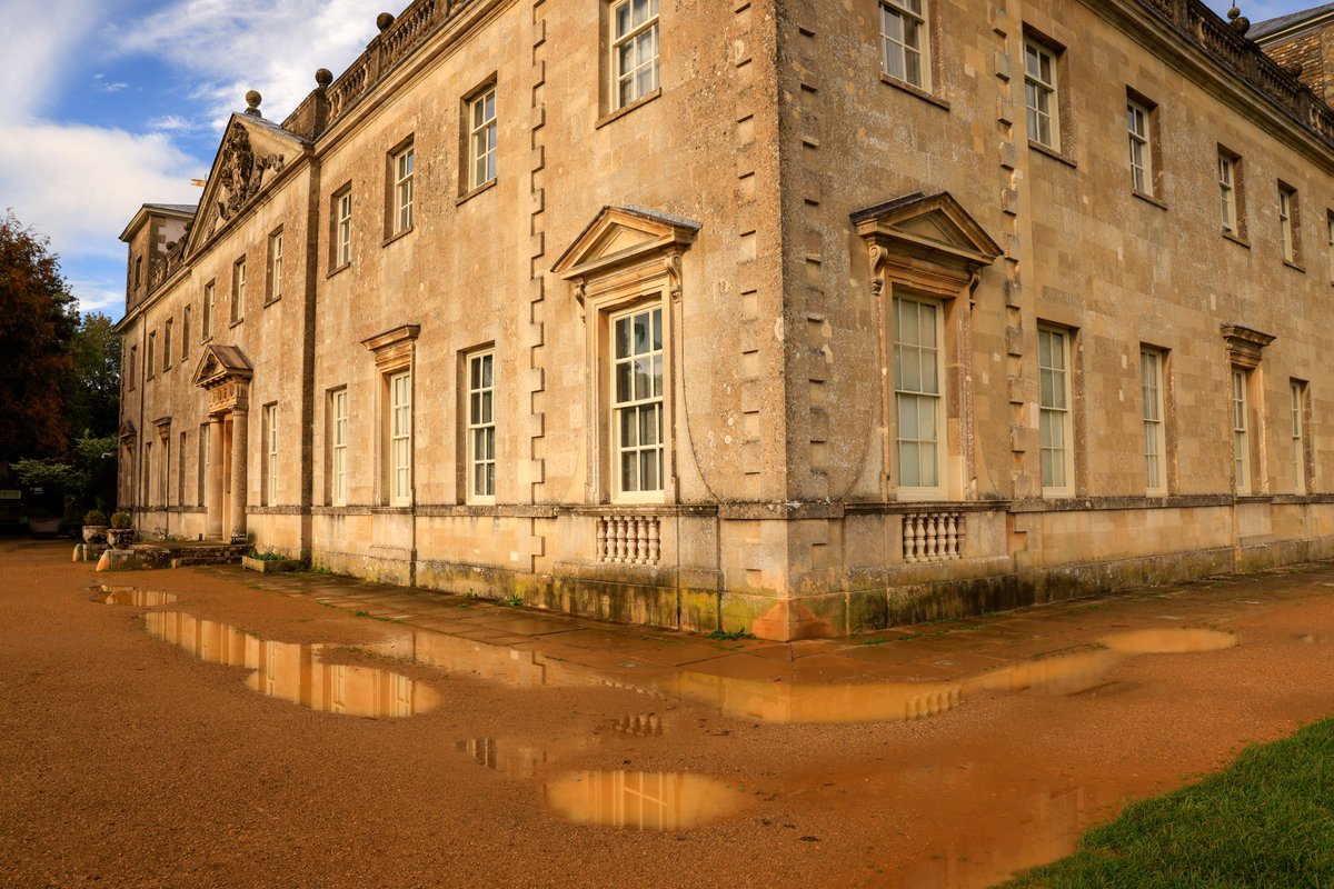 ☔️🌧️Hello November ☔️🌧️
<a href="/LydiardPark/">Lydiard Park</a> <a href="/LydiardMuseum/">Lydiard House Museum</a> <a href="/ElizStJohn/">Elizabeth St.John</a>