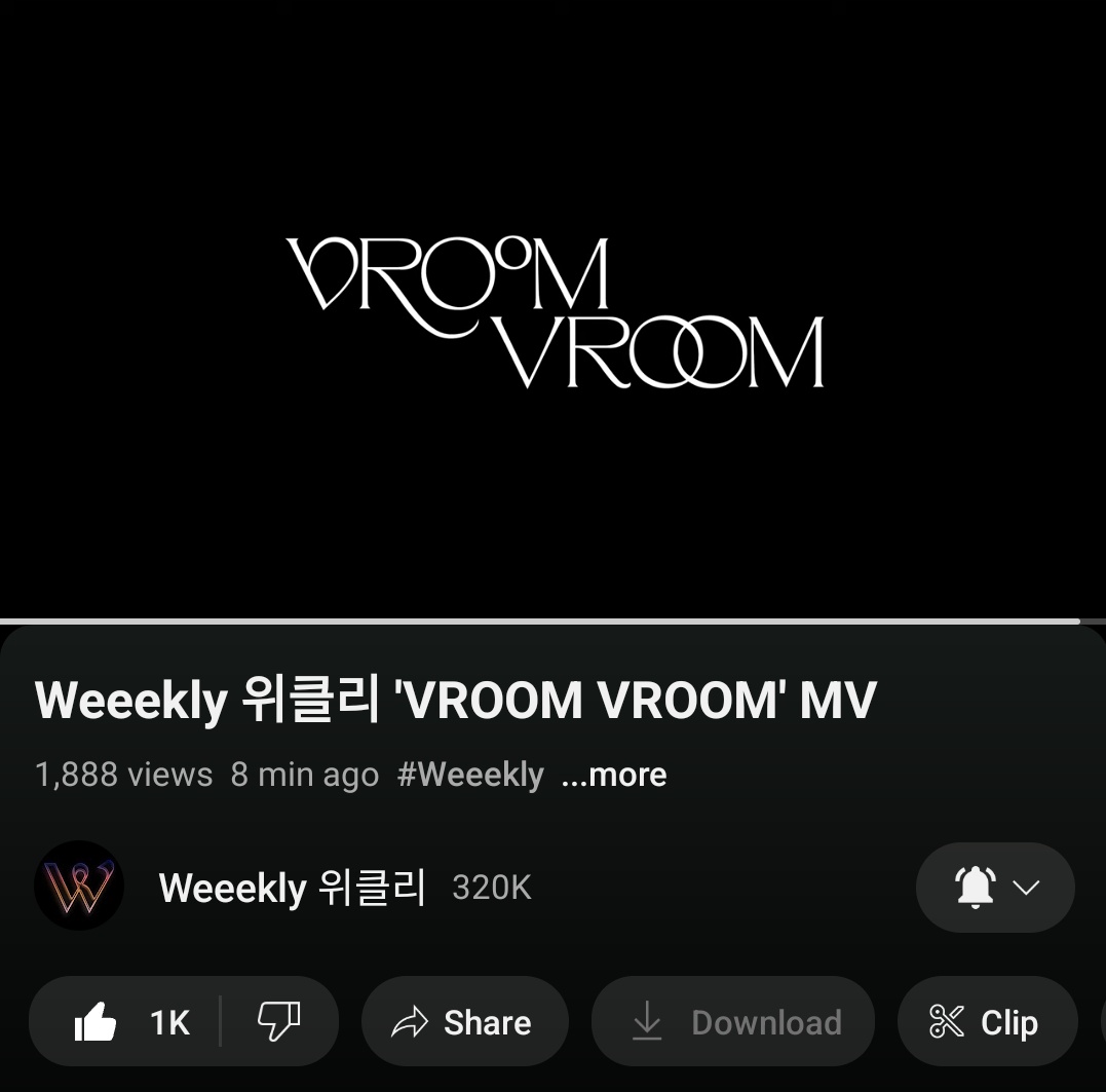 VROOM VROOM OOHH OHH OOHH

#위클리가_데일리를_부름부름 
#Vroom_Vroom_To_Weeekly 
#Weeekly #위클리