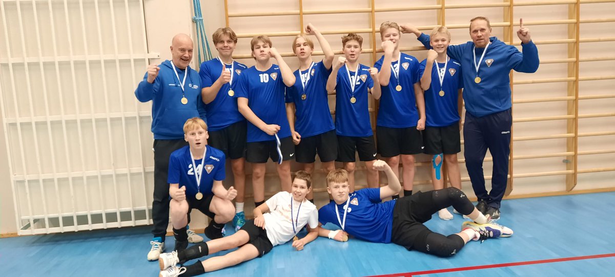 🥇 <a href="/OrivedenY/">Oriveden yhteiskoulu</a> poikien joukkue voitti historiallisesti Suomen mestaruuden Koululiikuntaliiton lentopallosarjassa 2023! Superjuttu, suuret onnittelut joukkueelle! 🎉

#Orivesi #lentopallo #koululiikuntaliitto