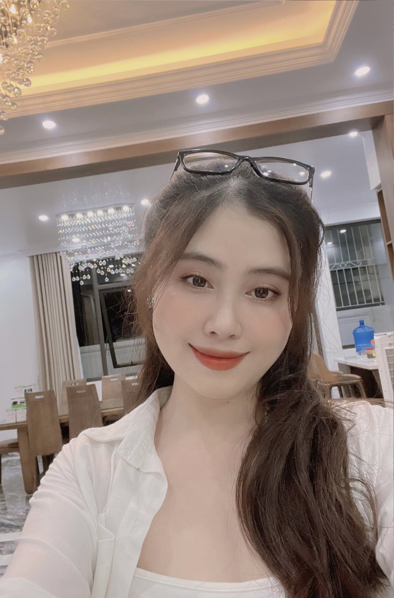 lananhpham330's tweet photo. Hiiiii Life is better when you are cry a little, laugh a lot and are thankful for everything you’ve got.! Right?
#LA #LAmind #NIF #VietNam 🇻🇳 https://t.co/zbFqBGIDjW