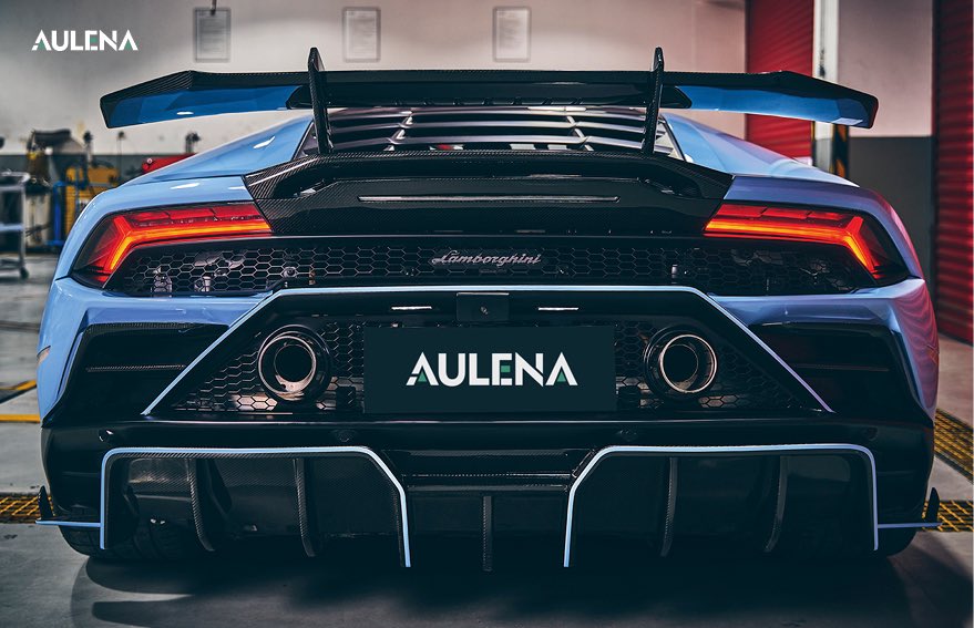 Aulenacarbon's tweet photo. About Lamborghini's dry carbon accessories

#usa #oem #manvita  #aulena #car #lanborghini #lamborghinifab #lam #lamb #lambo #lamborghiniaventador #lambolove #lamborghiniurus #lamborghinis #lamborghinihuracan #lamborghinigallarbo https://t.co/6qbj2MalI7