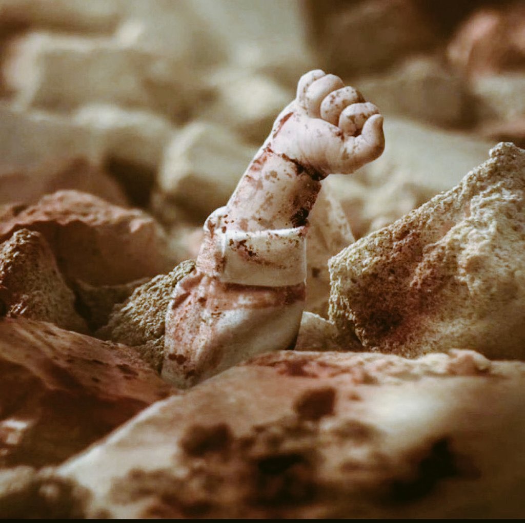 Rulaelhalabi's tweet photo. 🆘 #LossOfHumanity
If this does not stop the ongoing massacres in Gaza, what will?
What happened to the world?
What happened to the #InternationalLaw of nations, the set of rules, norms, and standards recognised as binding between states?
The horrific war in Gaza is the latest symptom of the international community’s epic failure to address decades of Israel’s impunity!
#JabaliaMassacre
#StopGazaGenocideNOW