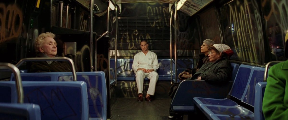 WesAndersonfc's tweet photo. The Royal Tenenbaums (2001) dir. Wes Anderson https://t.co/H3IsqPE89g