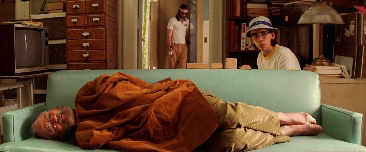 WesAndersonfc's tweet photo. The Royal Tenenbaums (2001) dir. Wes Anderson https://t.co/H3IsqPE89g