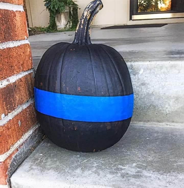 It's Fall Y'all  #SupportLawEnforcement  💙🖤