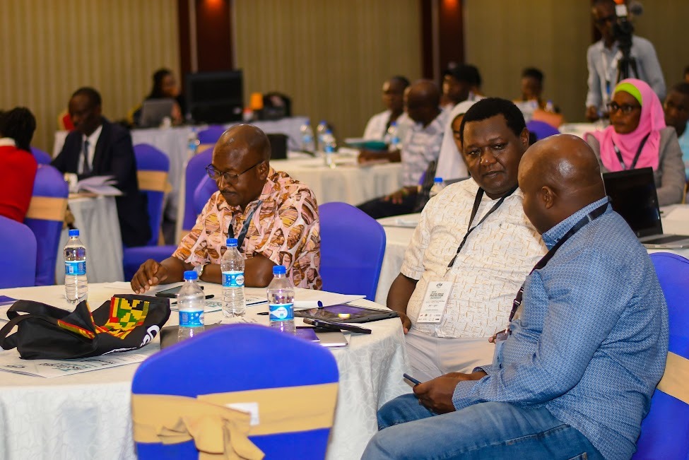 MUHURIkenya's tweet photo. MUHURI is in Kisumu, participating in the 3rd Civic Space Protection Summit. This two-day event takes stock of human rights achievements and challenges in Kenya, thirteen years after the promulgation of the Constitution of Kenya 2010.
1/ https://t.co/5M2fmTWHDn