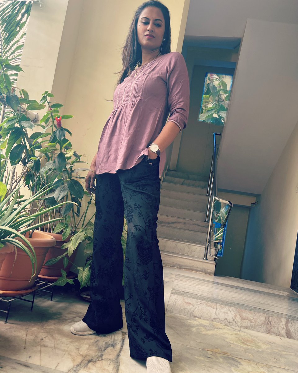 SingerKousalya's tweet image. Stay cozy 😍

#bootcut #fashionfreak #indowestern #indowesternstyle #indianfusion #singerkousalya #kousalyapotturi #teluguplaybacksinger #telugusingers