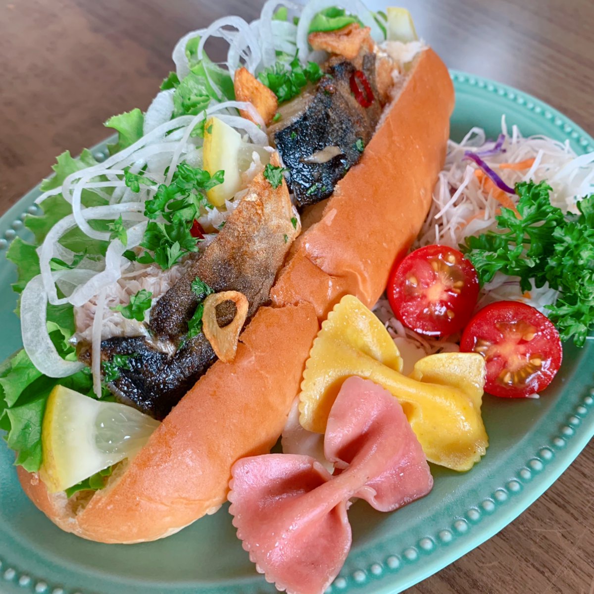 NAOKOAN2108561's tweet photo. mackerel sandwich🩵❤️🩵

https://t.co/NX421y7i0R

#サバ
#japaneserecipe
#サンドイッチ
#recipe
#キューバサンド
#homecooking
#BalikEkmek
#japanesefood https://t.co/Qu5eVcstpc