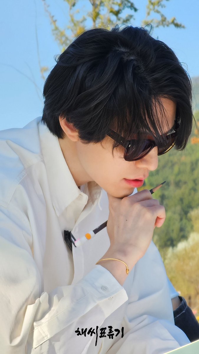 채씨표류기 tweet media