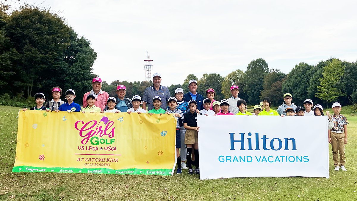 2023年10月31日(火)、#ヒルトングランドバケーションズ のアンバサダーであるプロゴルファー #畑岡奈紗選手 を招き、PGM石岡ゴルフクラブにてゴルフクリニックを開催。茨城県の約20名の小中高生にゴルフレクチャーをしたり、様々なクラブでプロのショットを披露してくれました。#HGVServes #ゴルフ